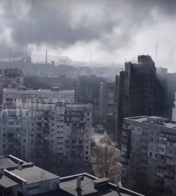«Страшна правда». Вийшов трейлер документального фільму 20 днів у Маріуполі