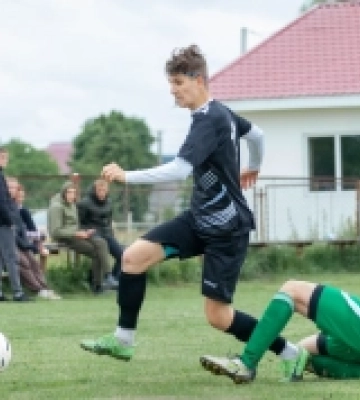 Після сьомого туру Чемпіонату Рівненського району «Кунів-Вельбівно» закріпився у трійці лідерів