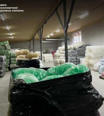 На Закарпатті викрили підпільне виробництво відомих брендів побутової хімії