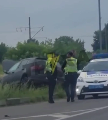 У Луцьку зіткнулися БМВ і «фольксваген», один з водіїв - у лікарні