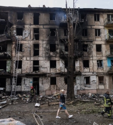 Через російський обстріл Нікополя поранено жінку, є руйнування – влада