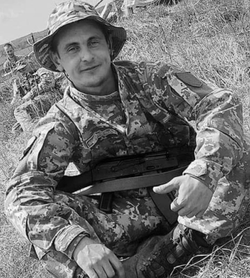 Герой повертається додому на щиті