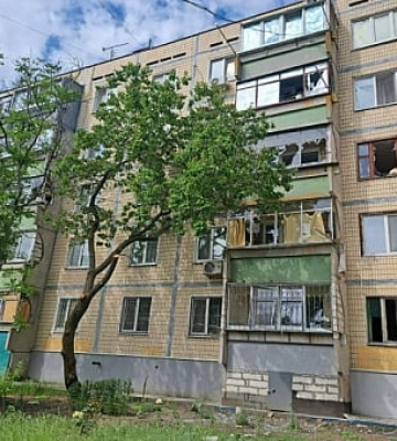 Ворог двічі вдарив по Нікополю, поранена жінка