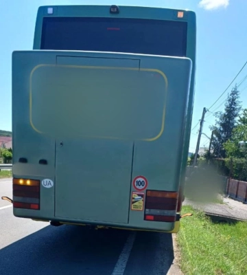На Ужгородщині водій намагався дати хабаря для уникнення штрафу