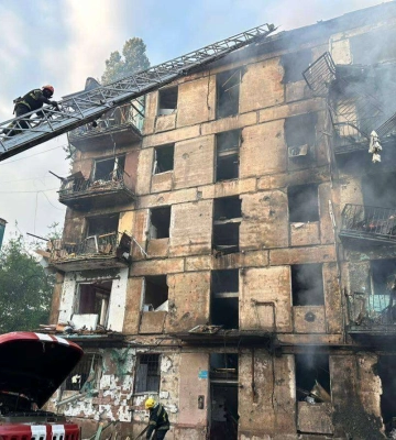 Количество жертв увеличилось до 12: в больнице скончался один из пострадавших при ракетном ударе по Кривому Рогу