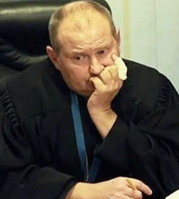 Екссуддю Дніпровського районного суду Миколу Чауса засудили до 10 років вʼязниці