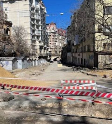 На вулиці в центрі Одеси подовжено тимчасове закриття руху автотранспорту