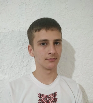 Тальнівський випускник склав іспит із мови на 200 балів