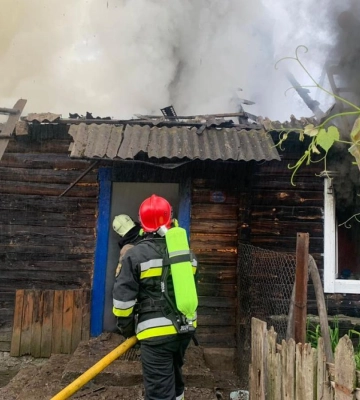 Сарненський район: вогнеборці ліквідували пожежу в житловому будинку (ФОТО)