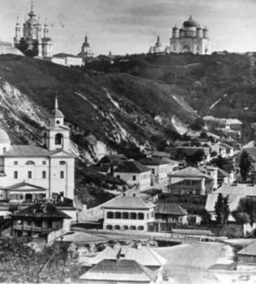 Як змінилася за століття одна з найстаріших вулиць Києва (рідкісні фото)