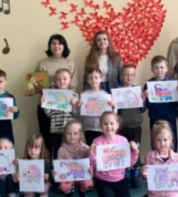 У Рівному провели читання віршів вбитого росіянами дитячого письменника Володимира Вакуленка. РЕПОРТАЖ