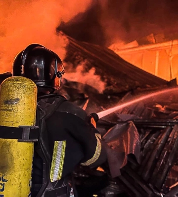 Ракетний удар по Одесі: четверо працівників зруйнованого підприємства - у критичному стані