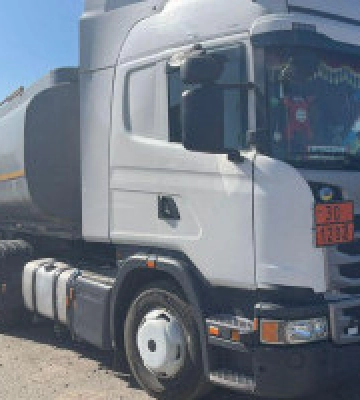 На Київщині вилучили 28 тонн дизпалива, яке перевозили під виглядом газового конденсату
