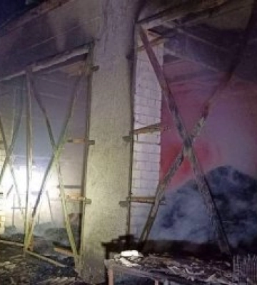Маштабну пожежу ліквідовували Закарпатські рятувальники
