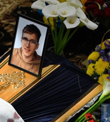 У Києві попрощалися з 21-річним Остапом Оністратом, який загинув на війні