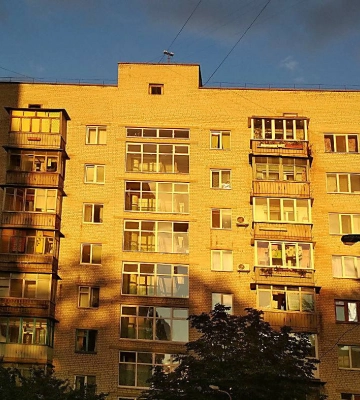 У Миколаєві на облаштування віконних укосів у 22 під’їздах багатоповерхівок планують витратити 4,3 мільйона гривень