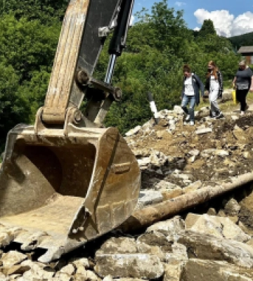 На Львівщині триває ліквідація наслідків негоди на автомобільній дорозі Східниця – Верхнє Синьовидне