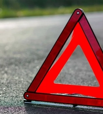У Дніпрі водійка Nissan на тротуарі збила літню жінку
