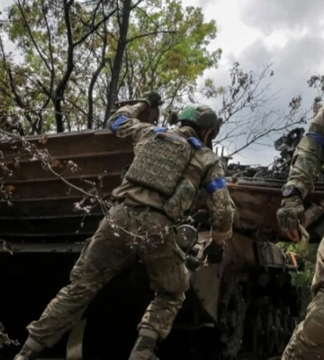 Cили оборони просуваються та поступово звільняють території на східному і південному напрямках — Міноборони