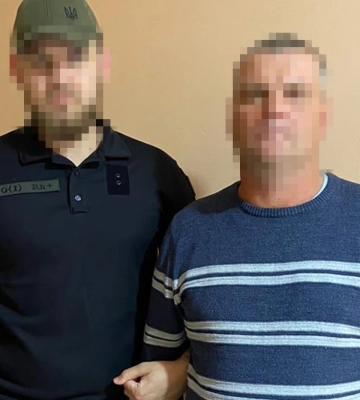 СБУ і Нацполіція затримали двох колаборантів, що працювали в херсонській тюрмі