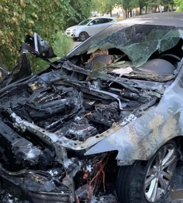 В Ровно подожгли автомобиль журналиста