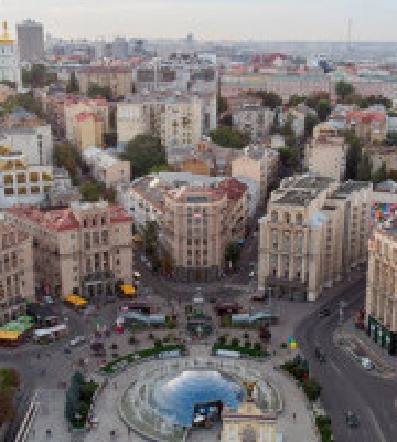 Завтра у середмісті Києва протягом дня обмежуватимуть рух транспорту