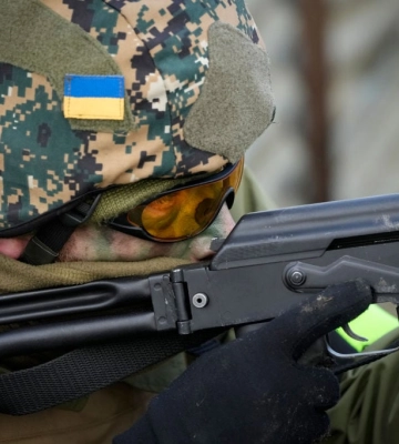 Повномасштабне вторгнення в Україну: за добу РФ втратила 590 солдатів, 10 танків і 16 бойових бронемашин