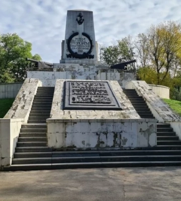 У Дніпрі пропонують демонтувати меморіал у Севастопольському парку