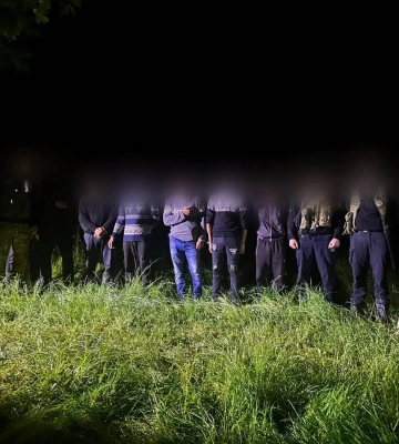 На Закарпатті прикордонники затримали 8 порушників кордону