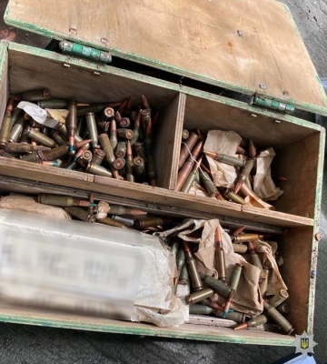 Збирали озброєння та вибухівку – на Миколаївщині поліцейські викрили трьох мешканців Снігурівки на незаконному зберіганні&amp;hellip;