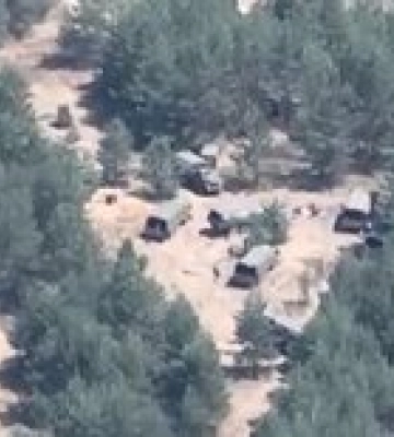 Появилось видео удара HIMARS, якобы уничтожившего около 100 оккупантов под Кременной