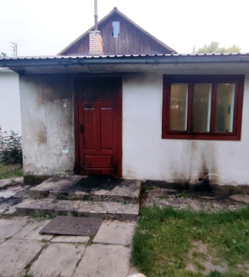 Поліція шукає, хто та навіщо підпалив двері оселі журналіста
