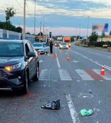 У Полтаві на пішохідному переході водій кросовера збив пенсіонера