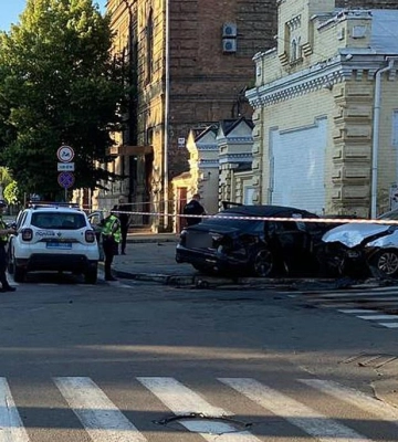 Вночі у Кременчуці сталася ДТП за участю посадовців