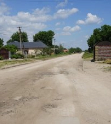 Відремонтовано першу ділянку дороги Миколаїв-Станіслав-Херсон
