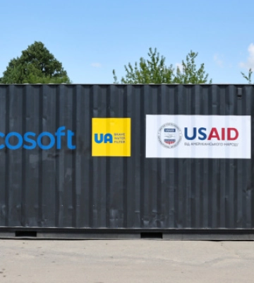 USAID надало Херсонському водоканалу мобільну систему очищення води