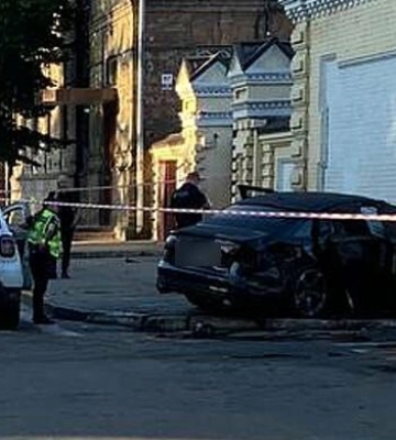 У Кременчуці посадовця, який потрапив у  ДТП, відсторонили від службових обов&#039;язків