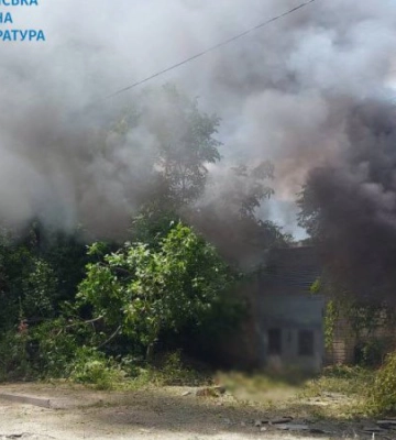 Ворог обстрілює житлові масиви Херсона, є травмовані
