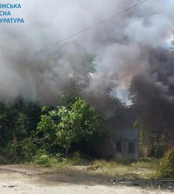 Окупанти накрили вогнем Херсон: щонайменше шестеро поранених 