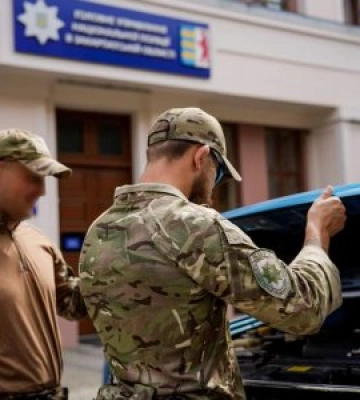 Закарпатська ОВА передала спецпризначенцям КОРДу позашляховик підвищеної прохідності