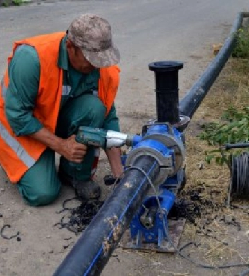 У Миколаєві замінюють 2 км водопровідної мережі
