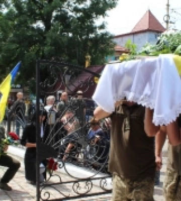 В Іршаві попрощалися з полеглим воїном Василем Павлишинцем