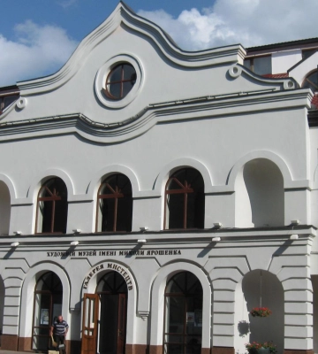 Дні безплатних музеїв для медиків Полтави перенесли