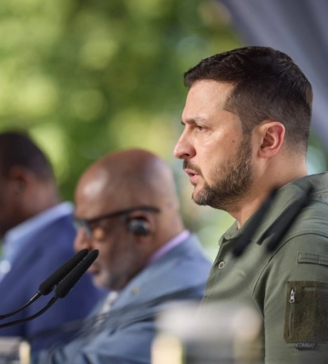 Мирні переговори можливі тільки після виведення військ РФ із окупованих територій – Зеленський лідерам африканських країн