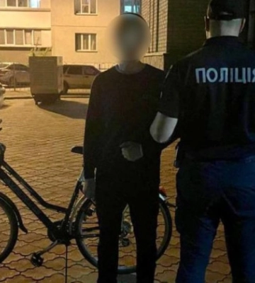 В Киевской области велосипедист сбил на переходе 6-летнего мальчика и скрылся