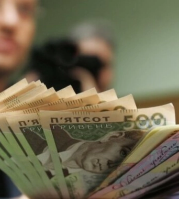 Хто з українців отримає по 5000 гривень: терміново виділили понад 500 мільйонів