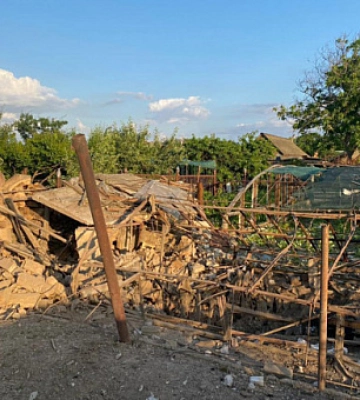 Унаслідок вчорашнього обстрілу Нікополя загинув чоловік та постраждала жінка