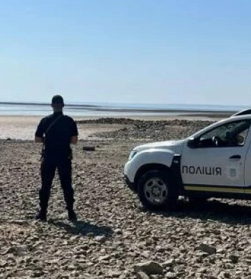 Підрив Каховської ГЕС: на Дніпропетровщині поліцейські патрулюють прибережну зону