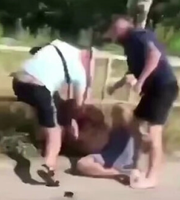 «Заважав» заробляти на людському нещасті: в Херсоні побили відомого волонтера