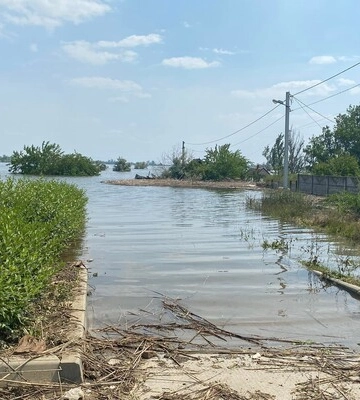 Подрыв Каховской ГЭС: Уровень воды снижается, однако подтопленными остаются населенные пункты в двух областях